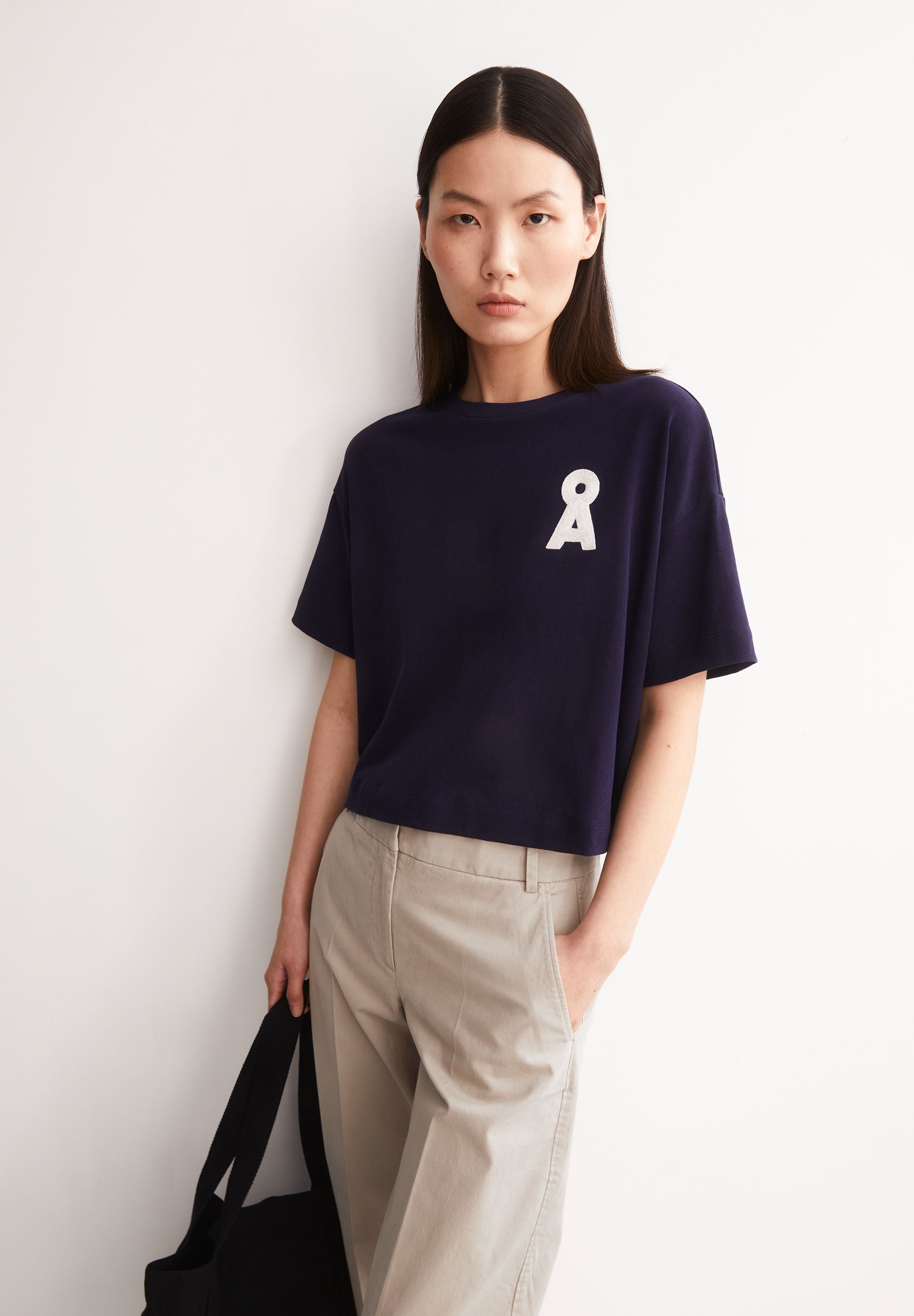 ALBERTARAA T-SHIRT | tinted navy