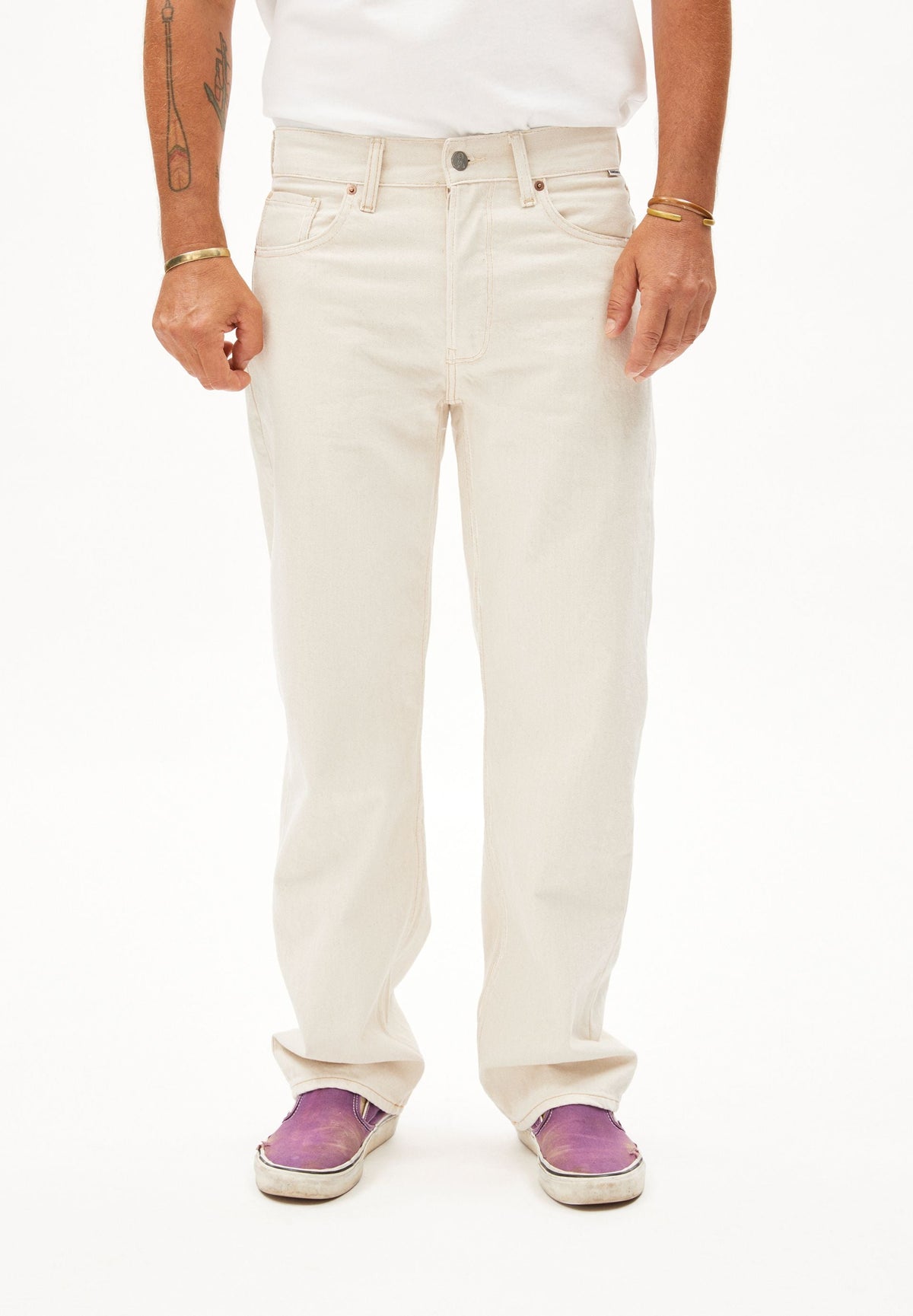 AARY | undyed