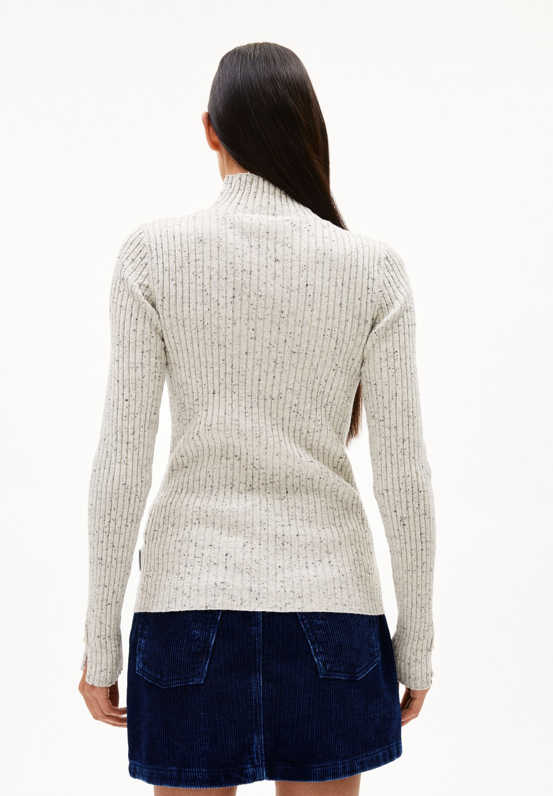 ALAANIA TWEED | oatmilk-black