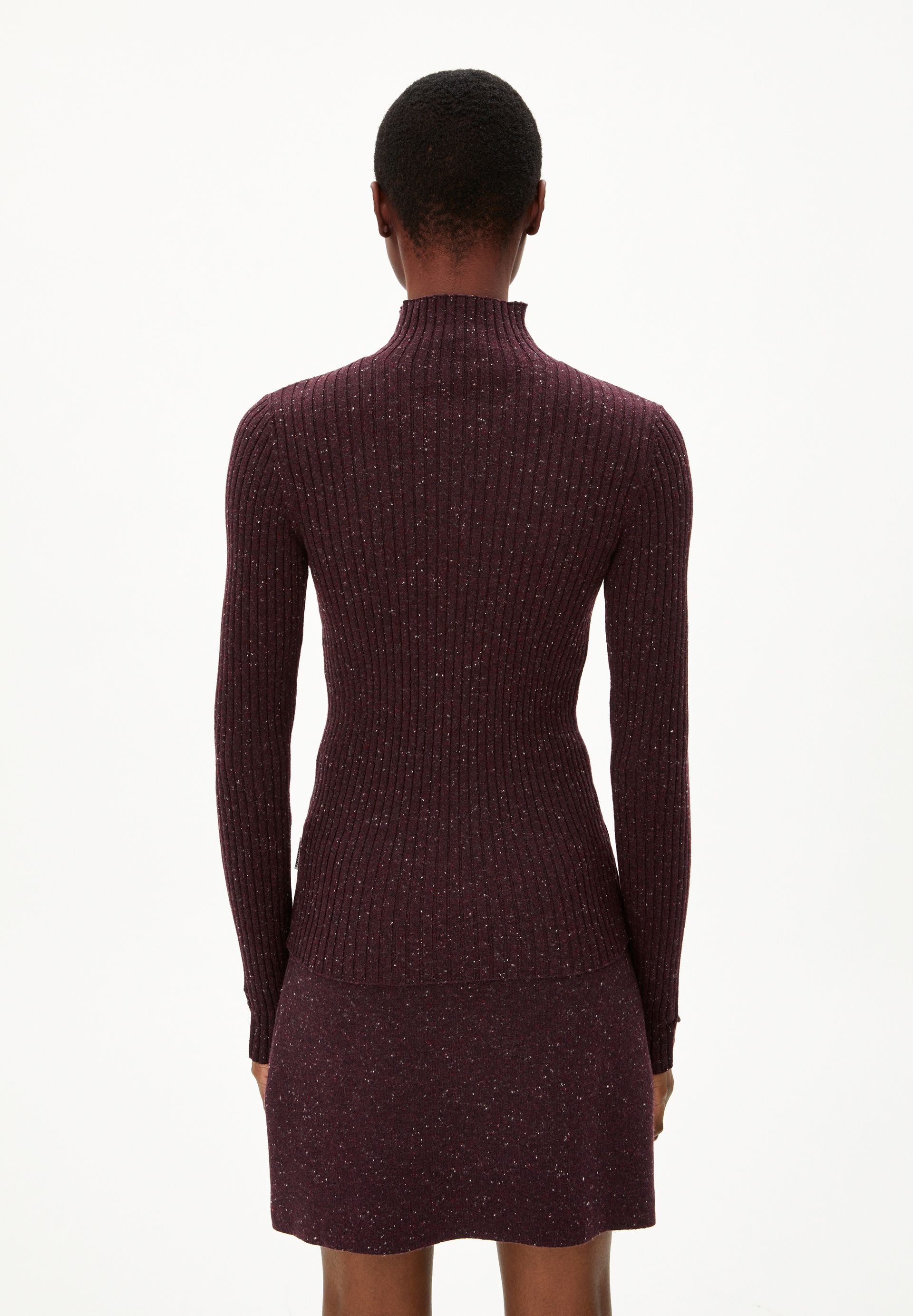 ALAANIA TWEED | dark cranberry