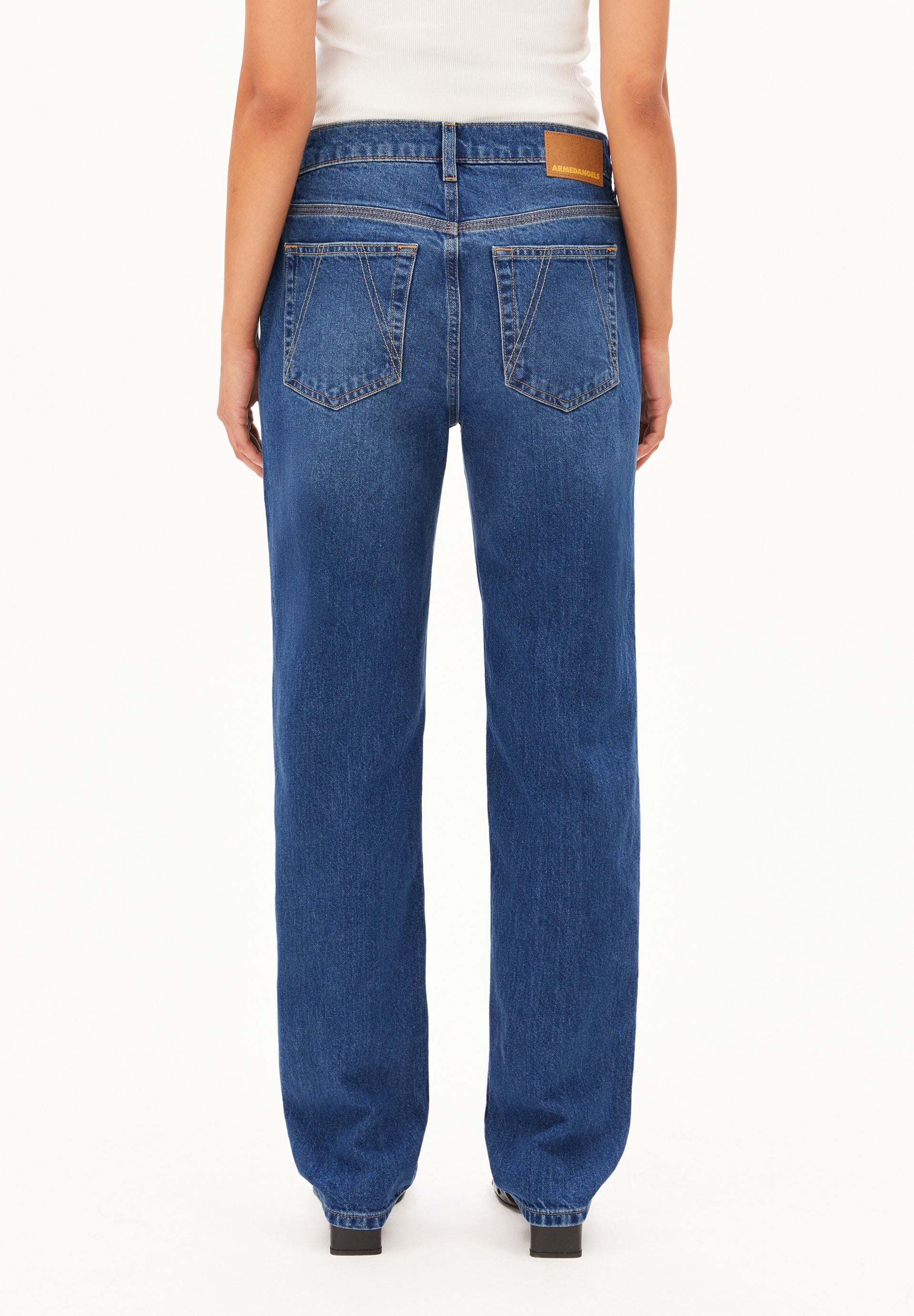 AAVELINE MID STRAIGHT JEANS | bellagio