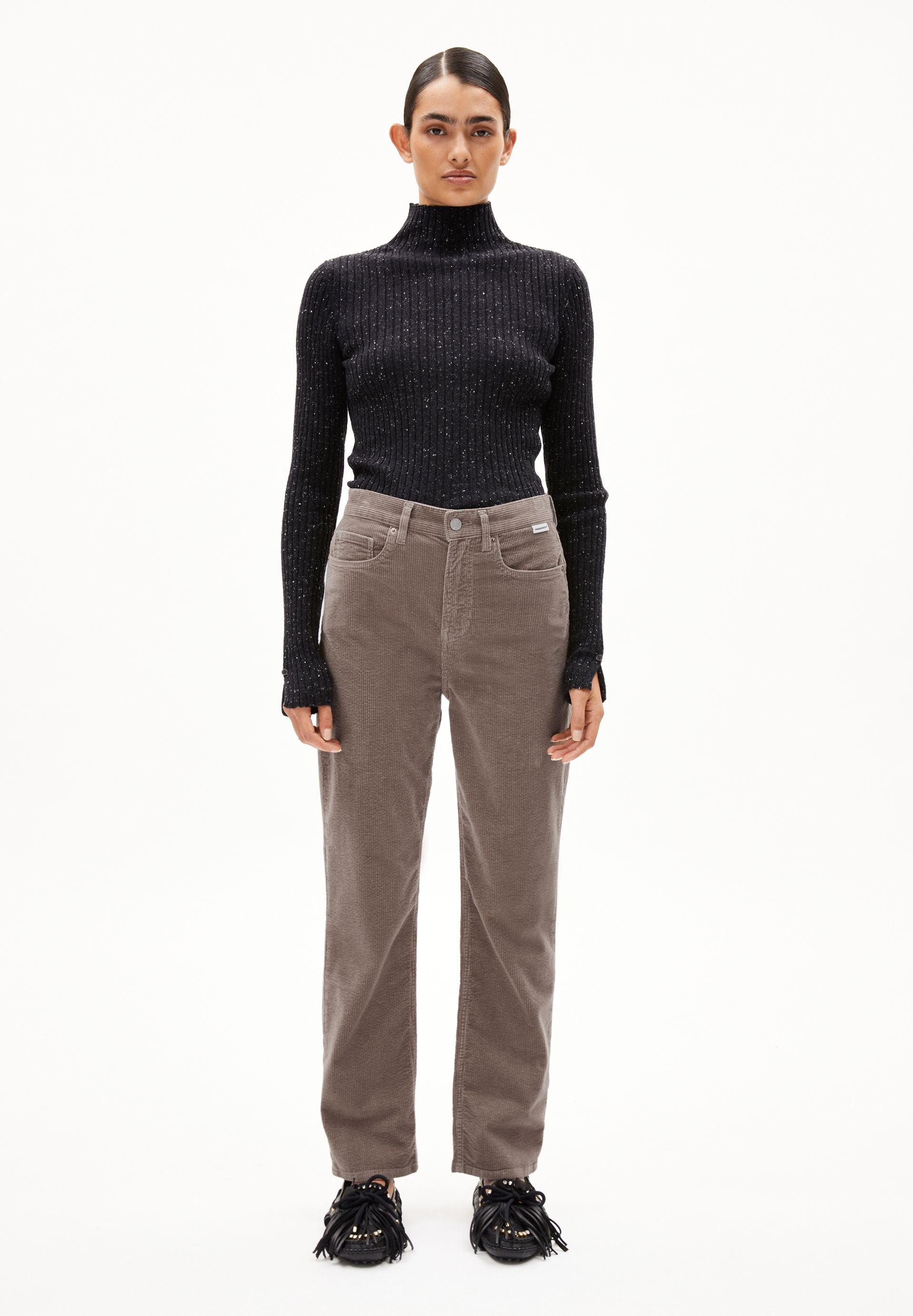 AAIKALA CORDHOSE | walnut cream