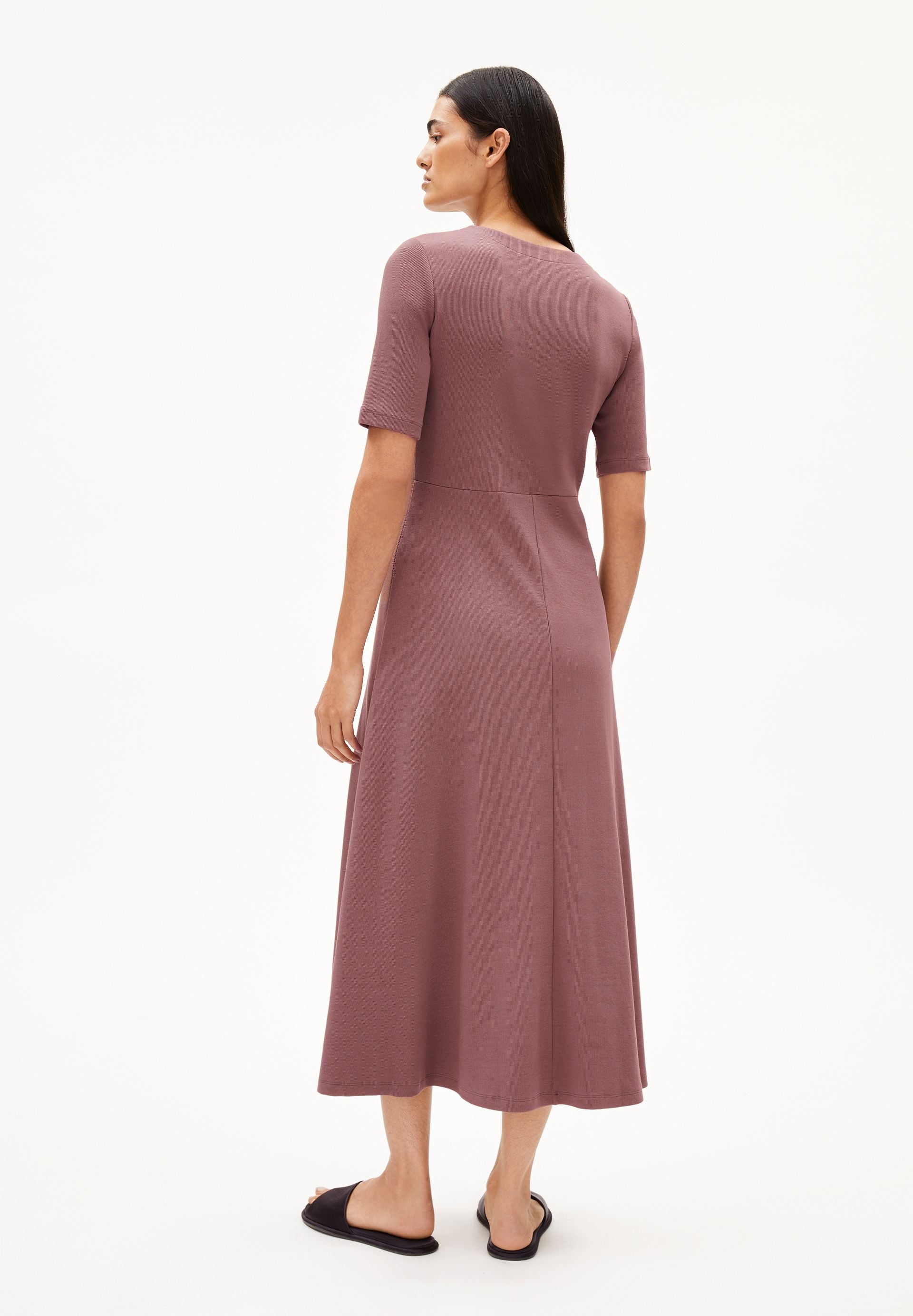 ALURAA KLEID | dark berry