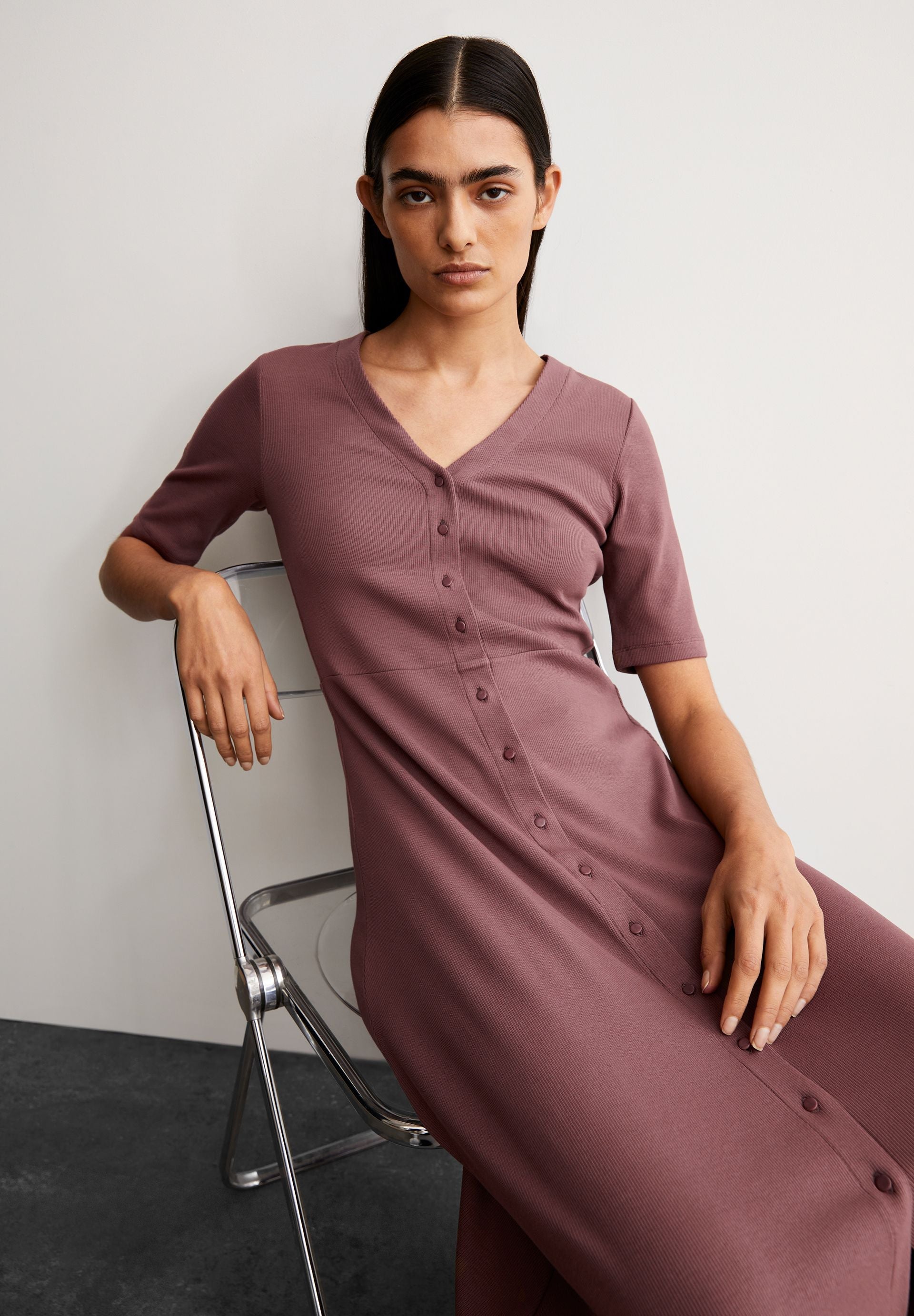 ALURAA KLEID | dark berry
