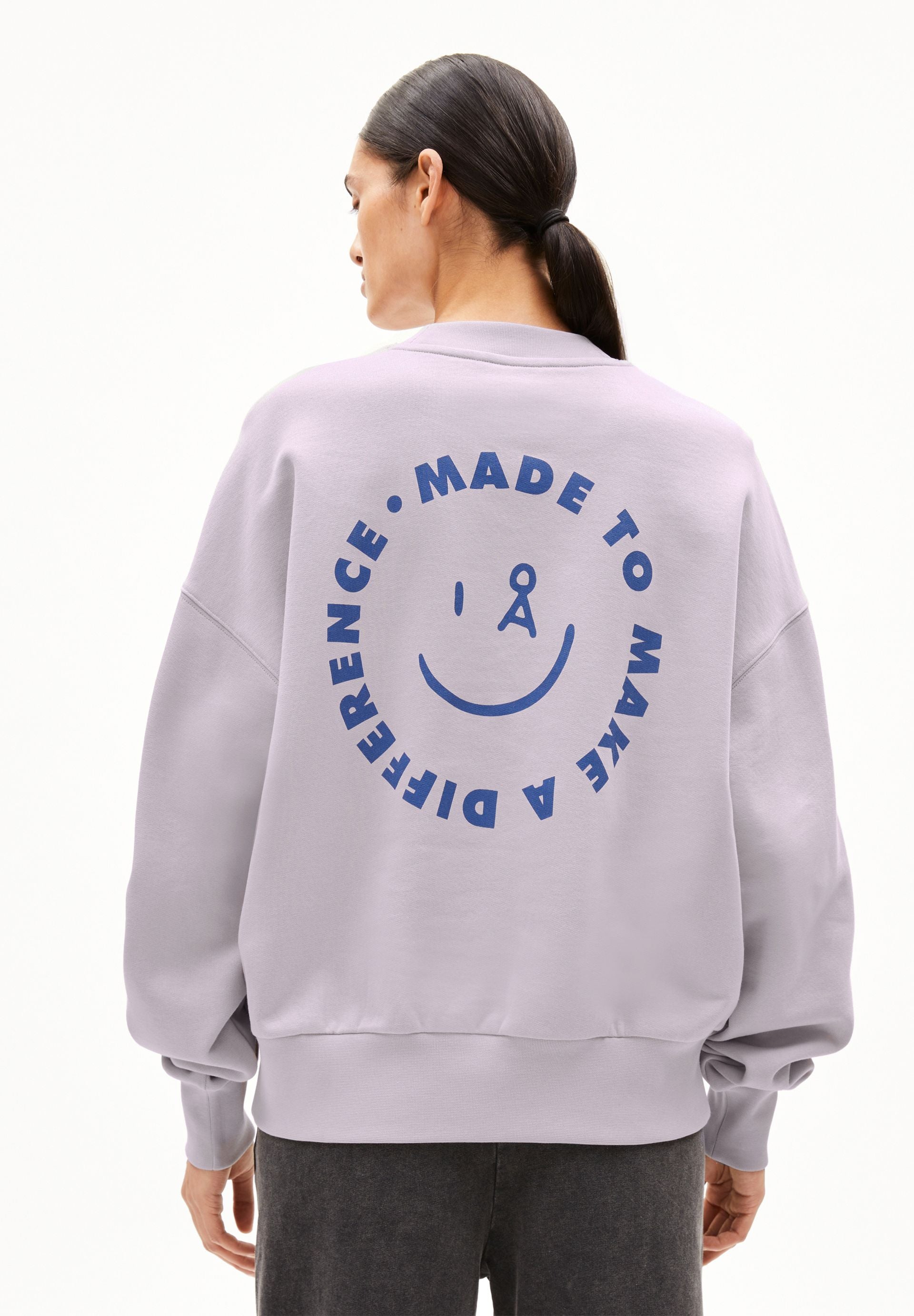 ALIZAA DIFFERENCE SWEATSHIRT | ice grape