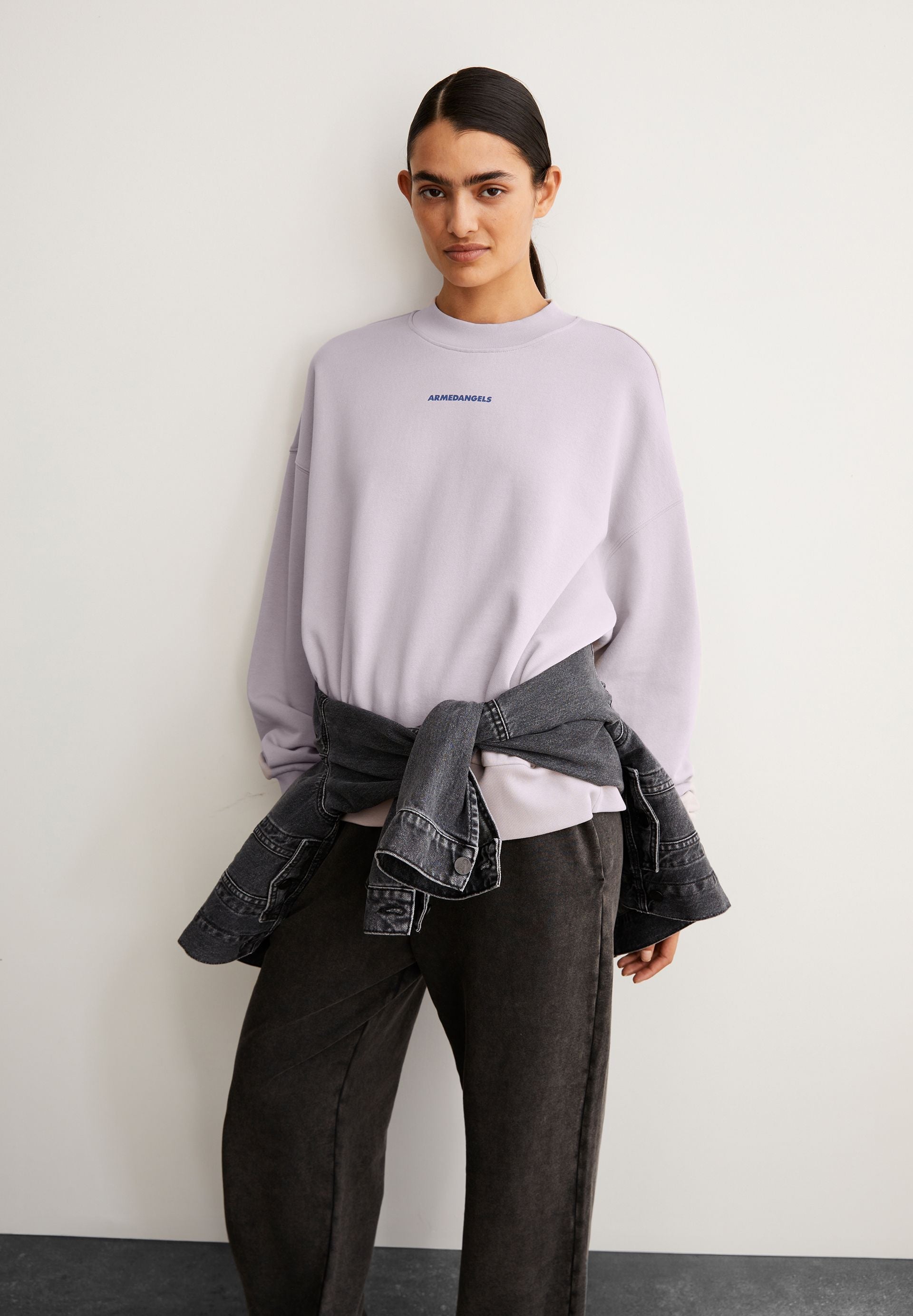 ALIZAA DIFFERENCE SWEATSHIRT | ice grape