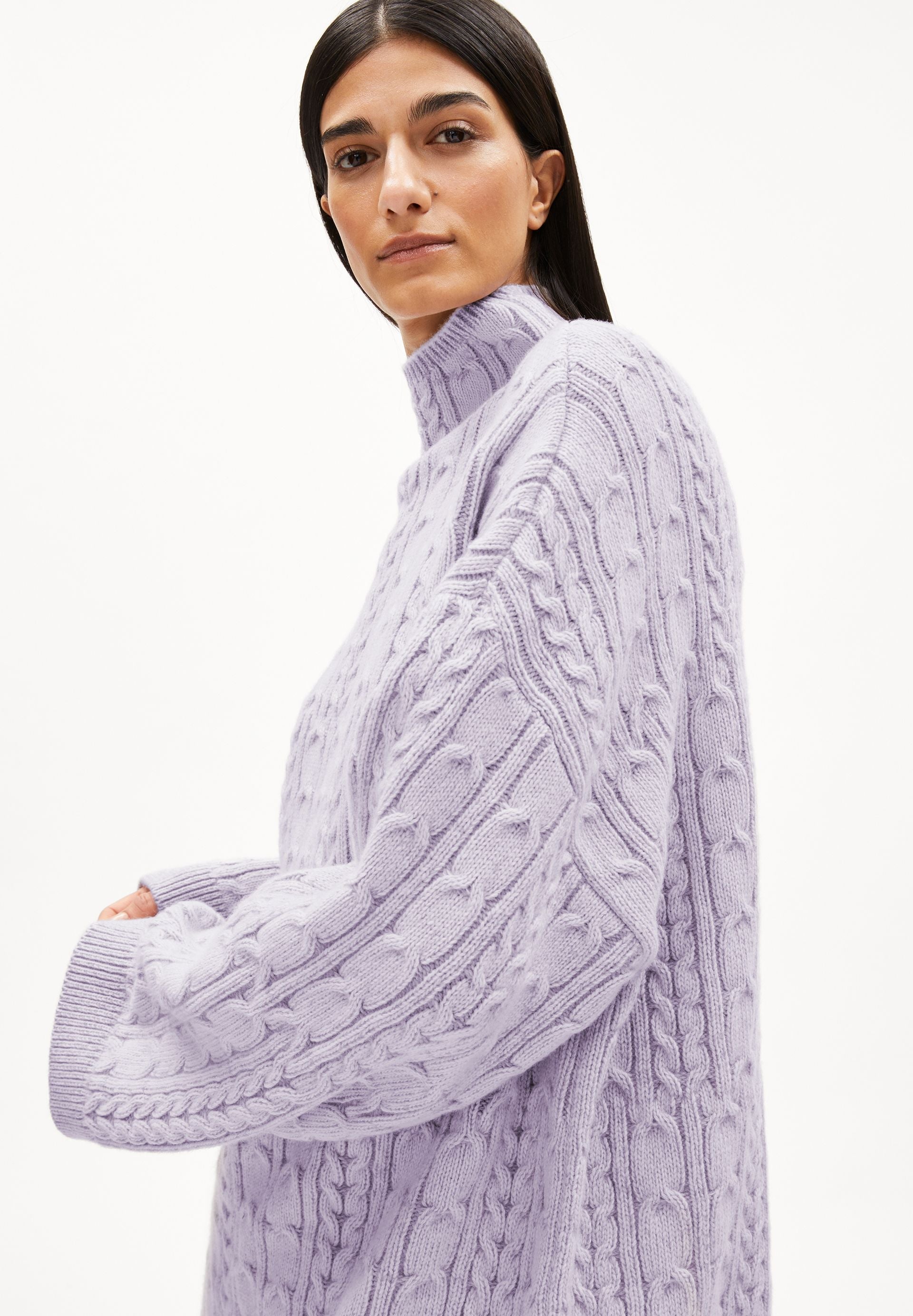 AAORI VANISE STRICKPULLOVER | oatmilk-frozen lavender