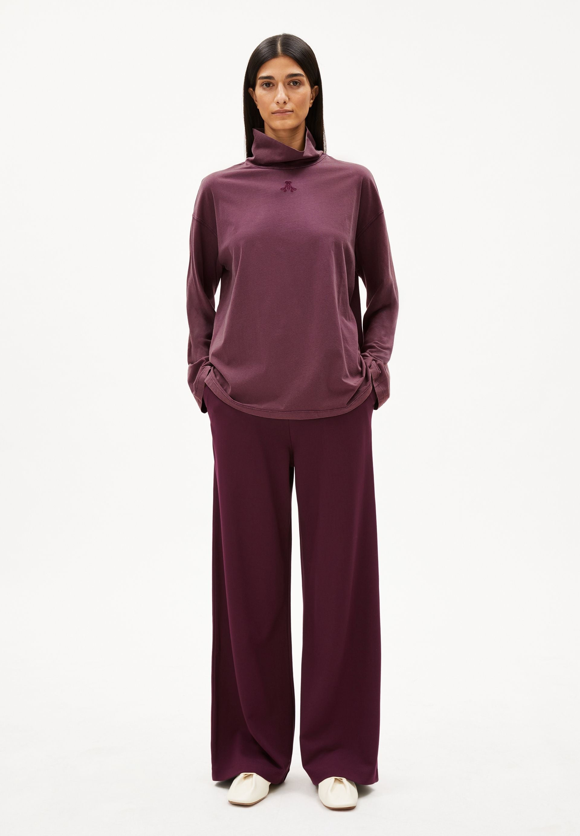 AIDINAA GMT DYE LANGARMSHIRT | dark cranberry