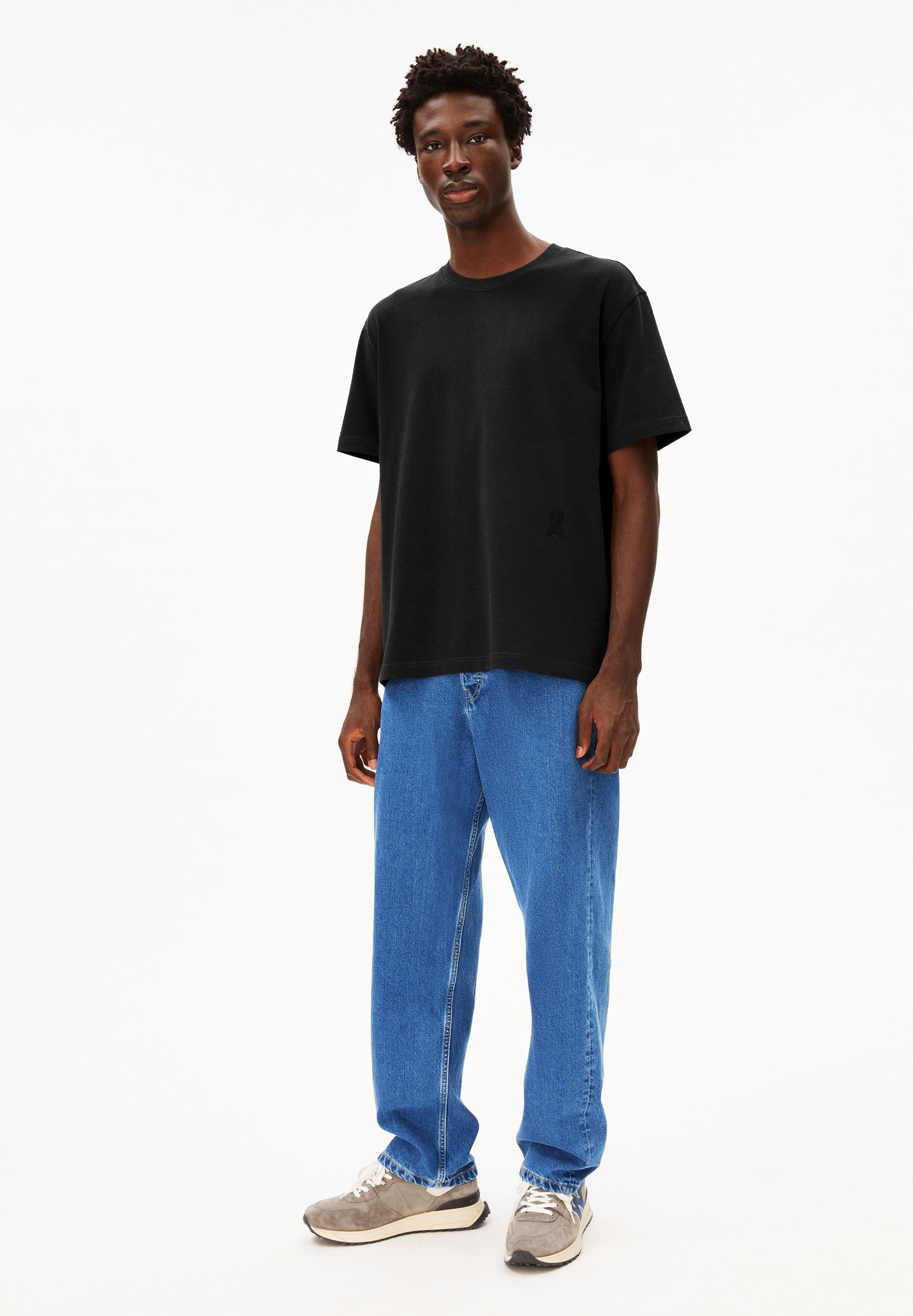 AADRU T-SHIRT | black