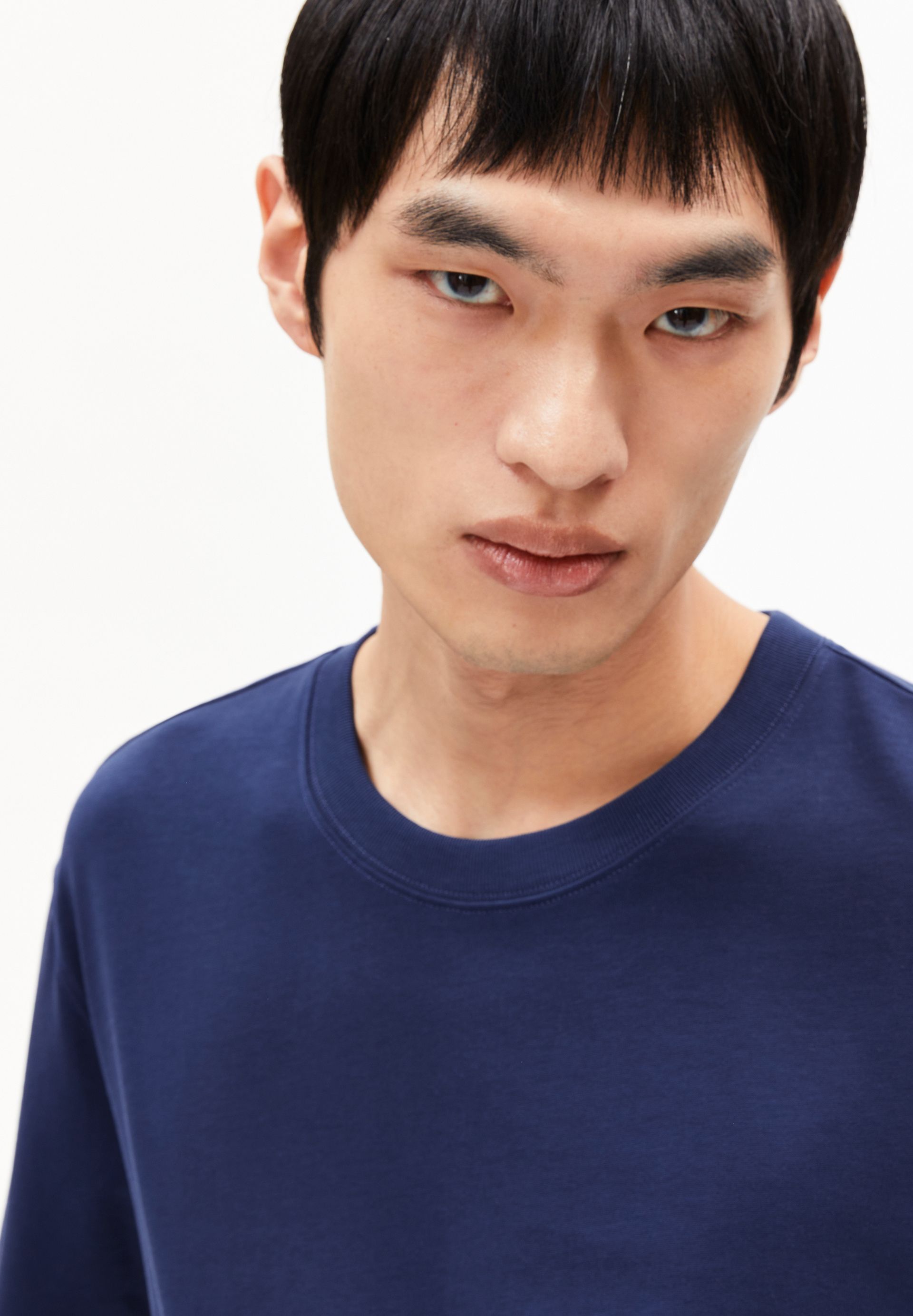 AADRU T-SHIRT | blue noon