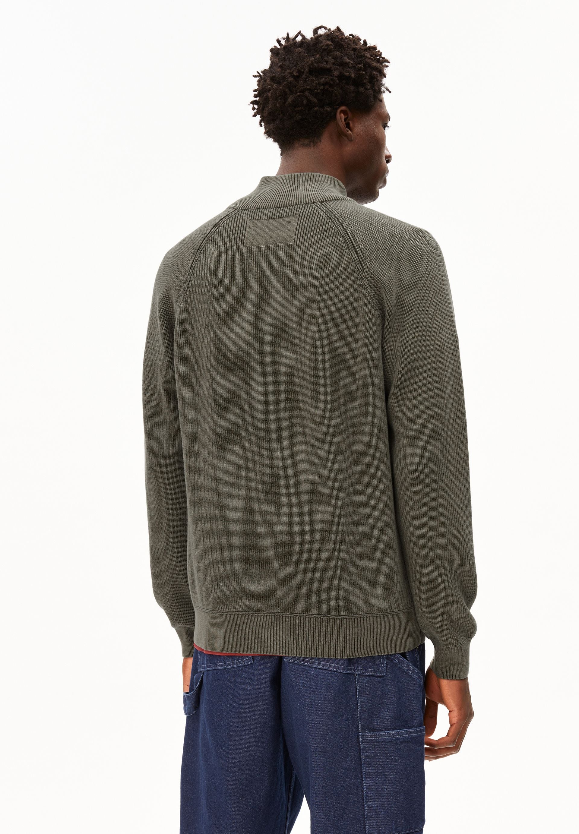AARTYOM GMT DYE STRICKTROYER | forest pine