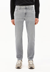 AARJO TARPA TAPERED JEANS | mauna