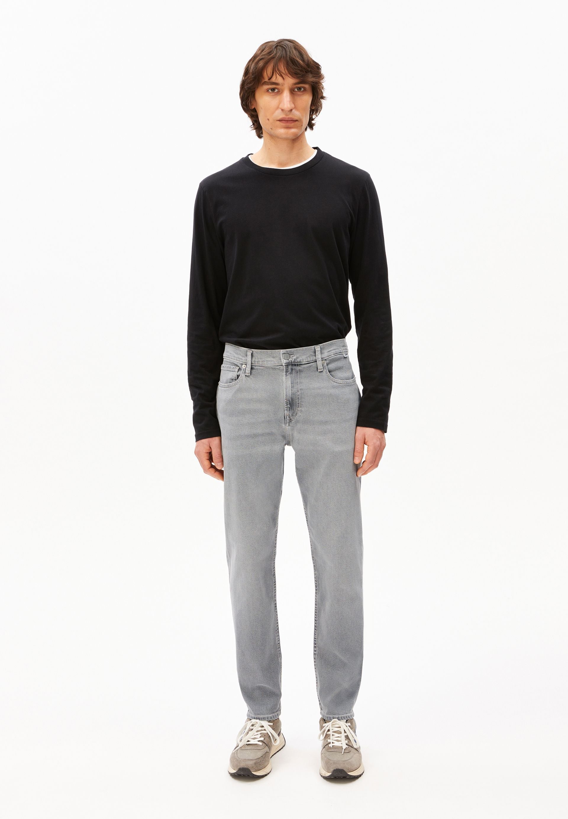 AARJO TARPA TAPERED JEANS | mauna